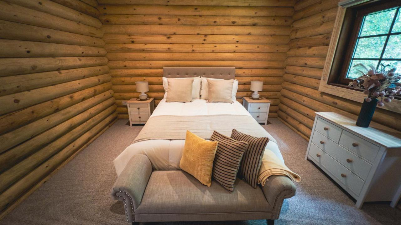 Aspen Lodge, Amazing New Log Cabin With Hot Tub - Sleeps 6 - Felmoor Park มอร์เพท ภายนอก รูปภาพ